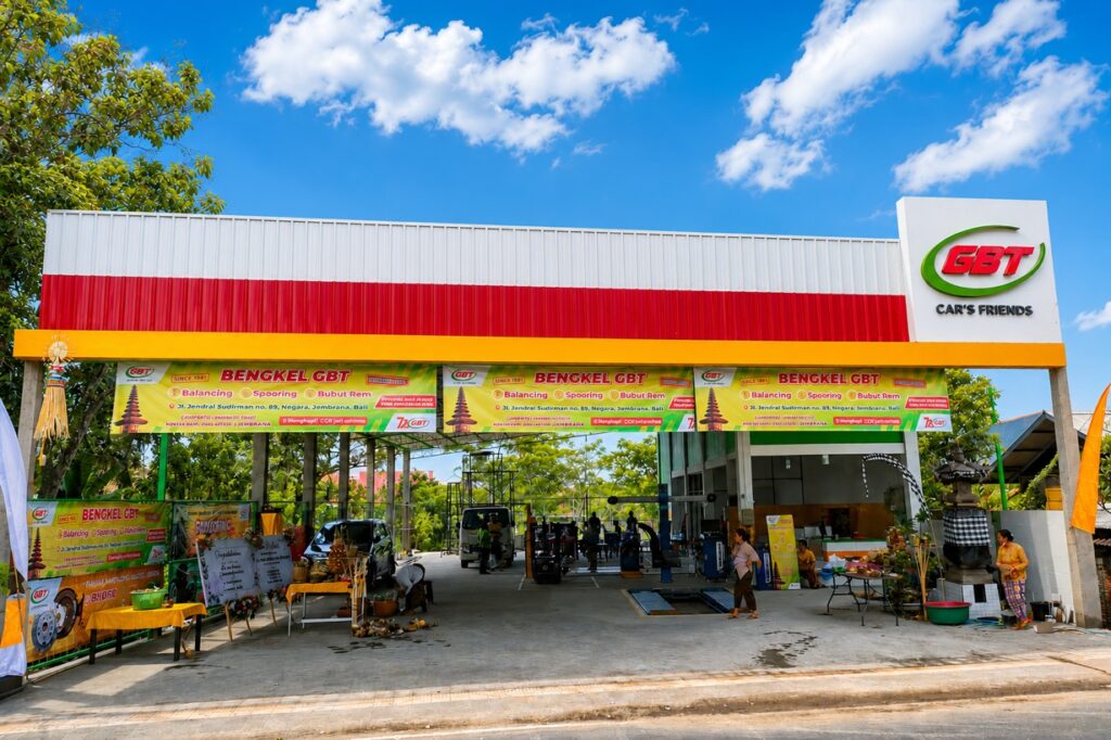 rekomendasi franchise otomotif